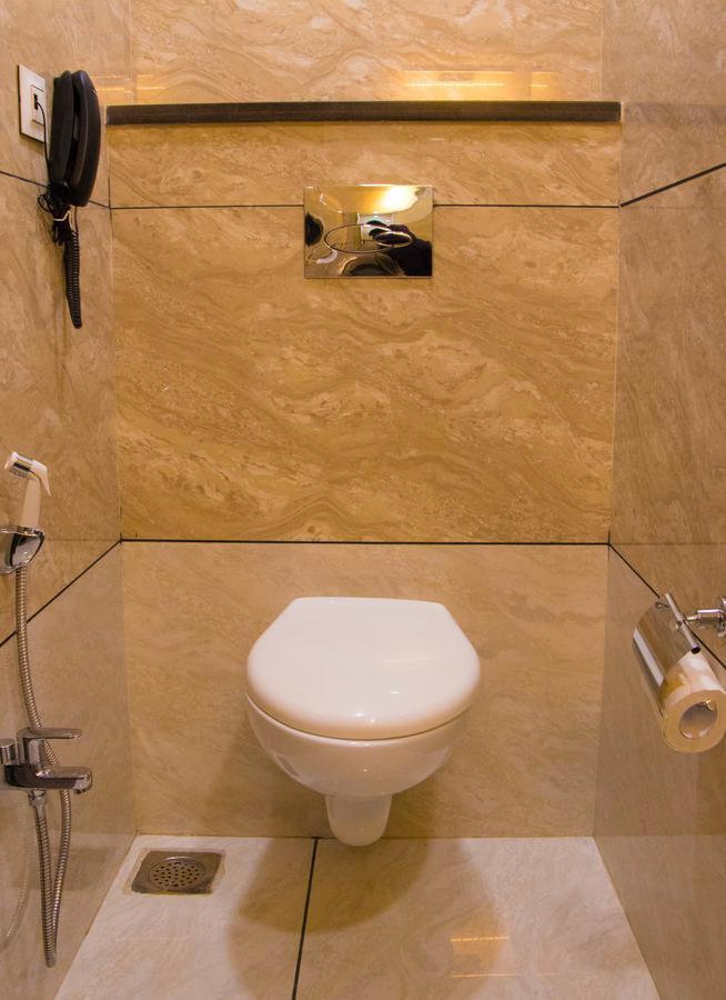 Regenta Central Индор Екстериор снимка